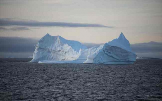 Study blames windstorm for warmer Arctic