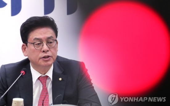 Ruling party urges bolstering protection for former NK diplomat