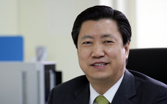 Min Dong-seok elected head of HUFS Alumni Association