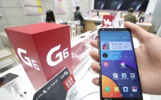 LG’s G6 hits US shelves