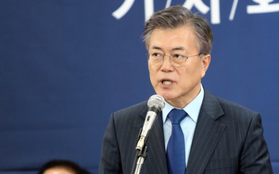 Moon postpones official declaration of election bid due to sunken ferry