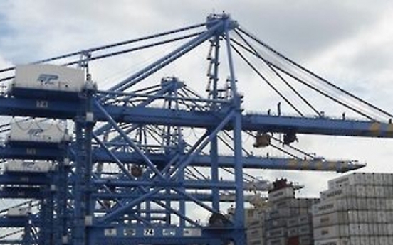 Korean shipbuilders eyeing reentry into container crane market