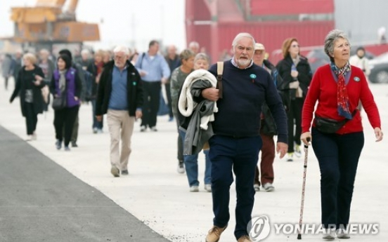 ‘한국 멋져요’ 유커 빈자리 메우는 외국인 관광객들