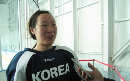 Adopted hockey player hoping to find birth mother at Olympics in Korea