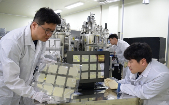 Korea first to use graphene to make OLED panel