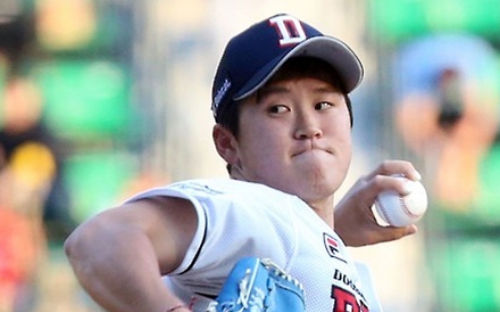 Korean baseball champs embrace pitcher investigated for illegal gambling