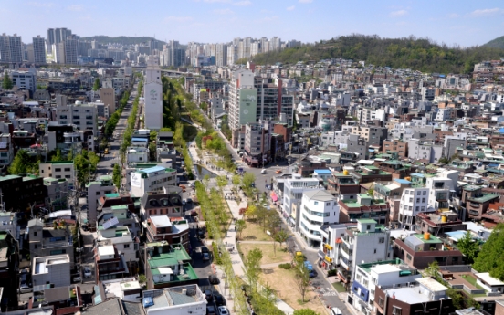 [Seoul Saunter] Repurposed park acts as corridor of civic energy