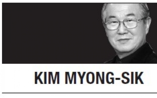 [Kim Myong-sik] Moon’s discreet steps for post-election stability