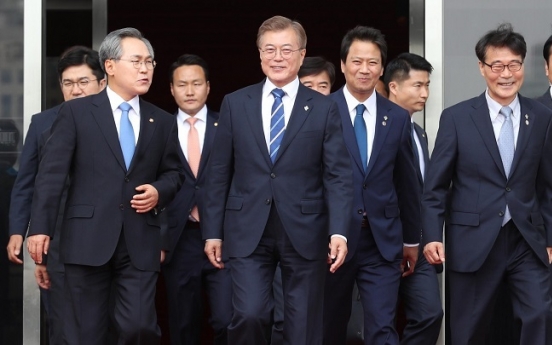 [News Focus] Moon's extra budget speech fails to win over opposition