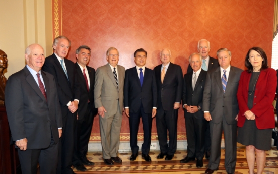 Moon meets with US Congress leaders