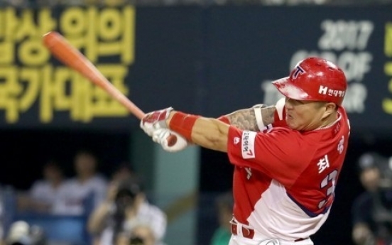 Slugging outfielder tops KBO All-Star voting