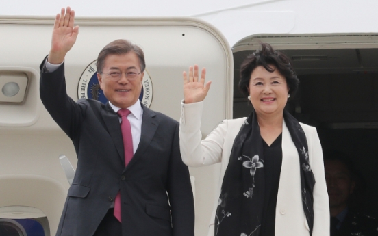 Moon arrives in Germany ahead of G-20