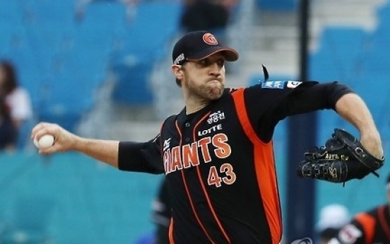 Lotte Giants reacquire ex-ace Josh Lindblom