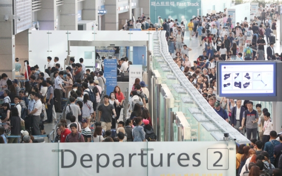 Record number of Koreans travel to Japan in H1