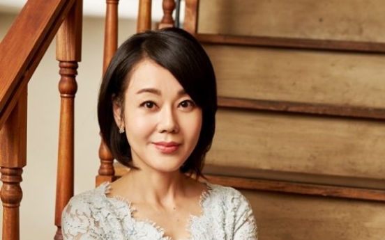 Kim Yun-jin to star in US play penned by Korean playwright