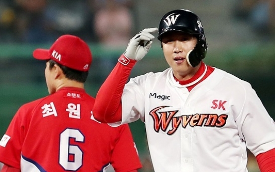 The sudden rise of Wyverns right fielder Han Dong-min