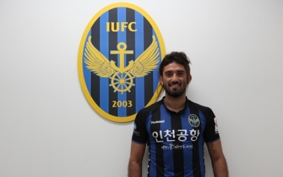 Korean football club Incheon United sign Argentine forward