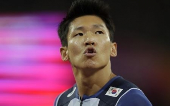 Korean sprinter Kim Kuk-young crashes out of 100m semis at worlds