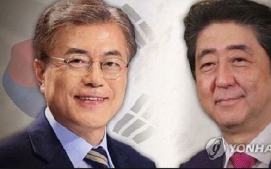 Moon, Abe agree to put maximum pressure on N. Korea until resumption of dialogue