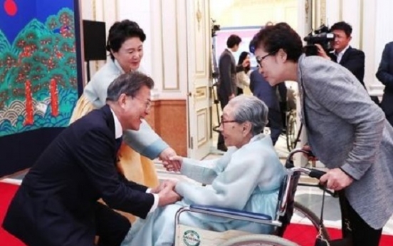Moon pledges additional support for heroes, independence fighters