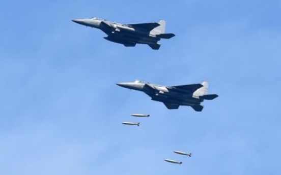 Four F-15ks hold exercise against N. Korea's leadership