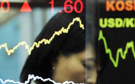 Korean stocks down late Friday morning on foreign selling