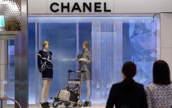 Foreign luxury brands hike prices amid arrival of wedding season: sources