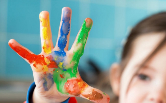 Children's finger paints found to contain toxins