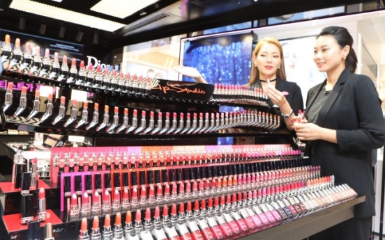 Consumer orientation highest in cosmetics, lowest in auto repairs: data