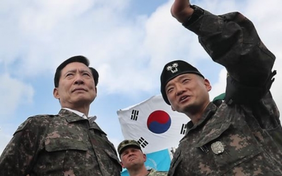 Korean defense chief to visit Middle East