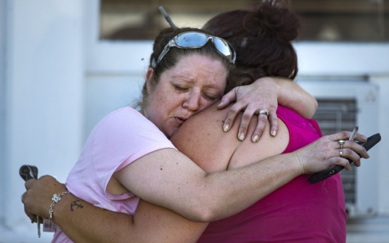 [Newsmaker] 26 killed in church attack in Texas' worst mass shooting