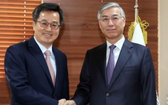 Finance minister, Chinese ambassador hold talks to bolster economic cooperation