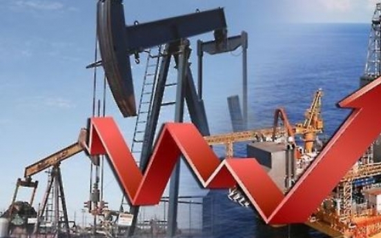 Oil funds shine on rising crude prices