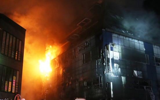 29 dead in fire at building in Jecheon