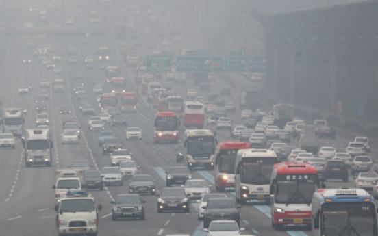 Seoul issues fine dust warning