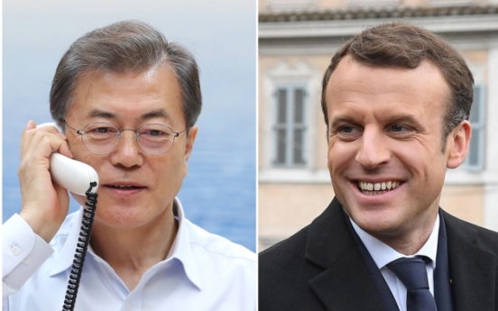 Moon, Macron discuss NK, PyeongChang games