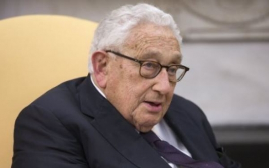 Kissinger rejects 'freeze-for-freeze' with N. Korea