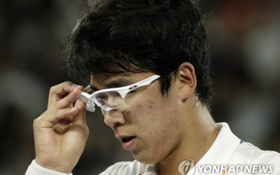 [Newsmaker] S. Korean sensation Chung Hyeon bows to Roger Federer at Australian Open