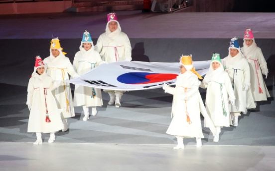 [PyeongChang 2018] Olympic gold medalists bring national flag into opening ceremony for PyeongChang 2018