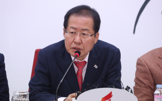 Main opposition chief agrees to join Moon's meeting with party leaders