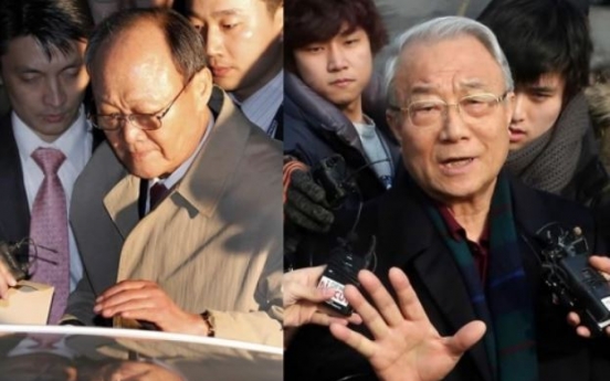 Prosecutors raid properties of Lee's former aides in corruption probe