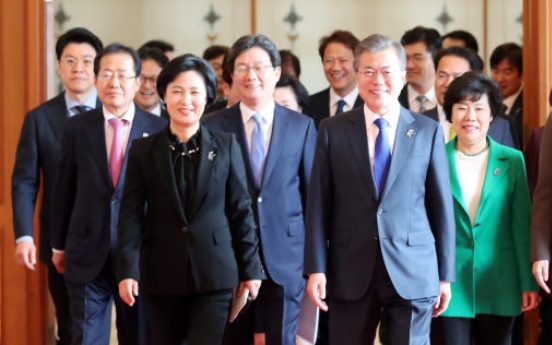 Moon reiterates denuclearization goal, rules out eased sanctions on NK