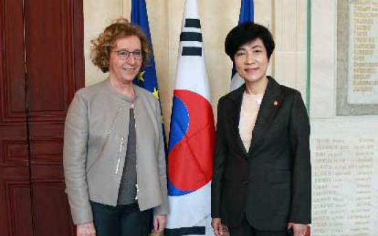 Korean, French labor ministers agree on joint study to end gender discrimination