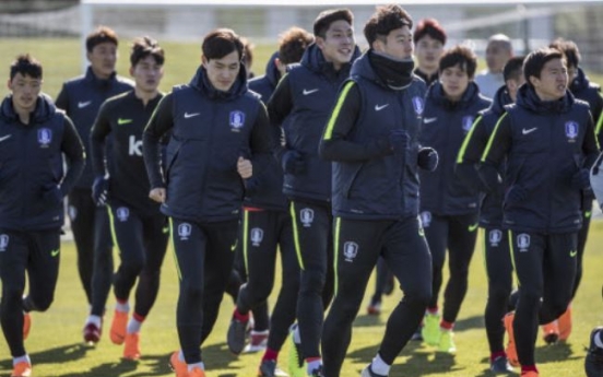 Korean forward vows to utilize European experience for nat'l football team