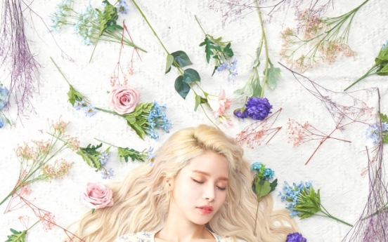 Mamamoo’s Solar to hold first solo concerts