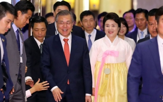 Korean president set for talks with Vietnamese leaders