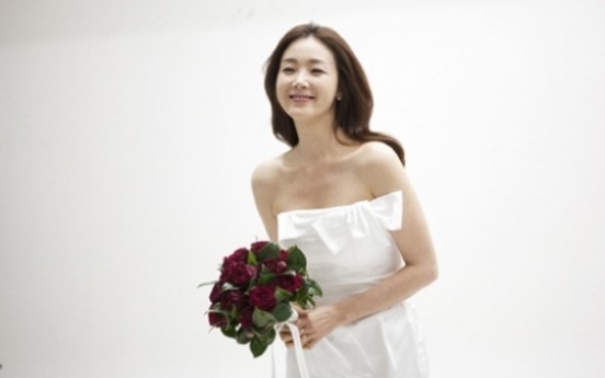 Choi Ji-woo’s wedding garners attention in and out of Korea