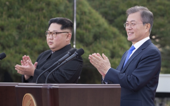 [2018 Inter-Korean summit] Koreas agree on ‘practical steps’ to restore cross-border railway