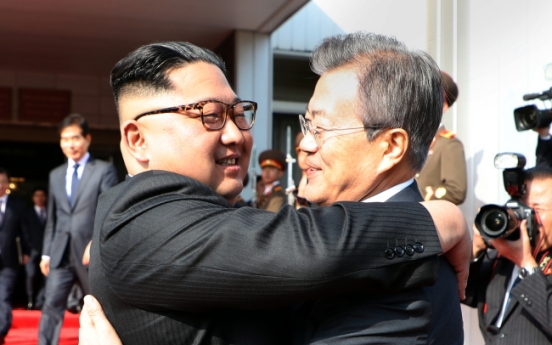 Two Koreas’ leaders hold surprise meeting amid uncertainty over US-NK summit