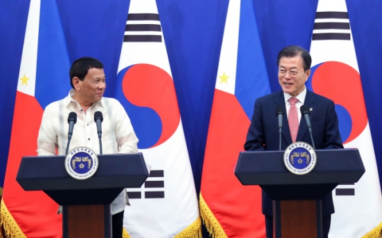 Leaders of S. Korea, Philippines agree to improve ties, boost cooperation